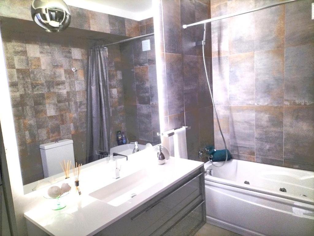 Casa Dos Gnomos Hotel Alvorninha Luaran gambar